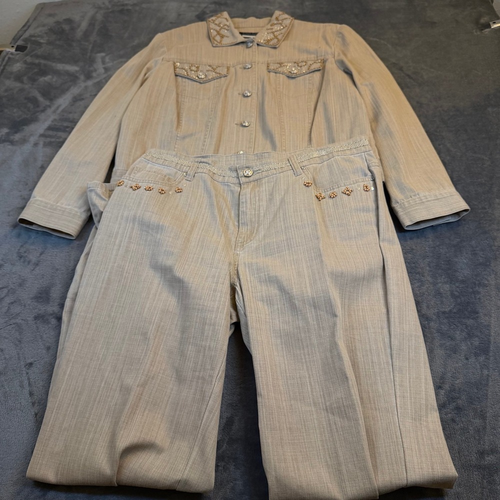City Girl Nancy Bolen Tan Beaded Denim Jacket and Pants Set Womens Size Large